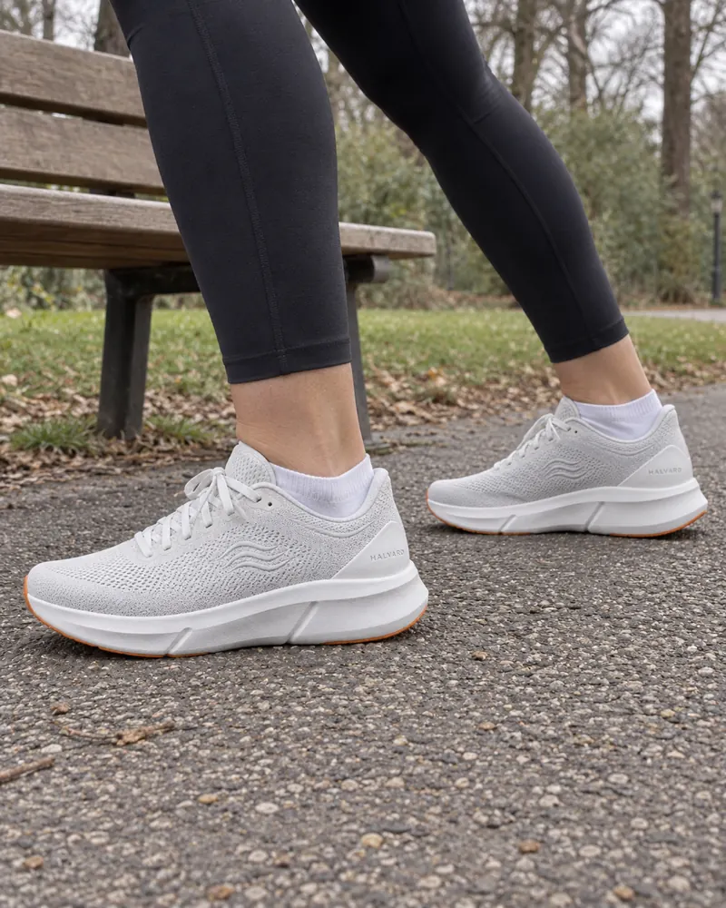 Halvard Runner worn by a model